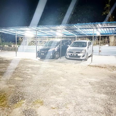 Mn Ferringhi Inn Batu Feringgi Exteriör bild