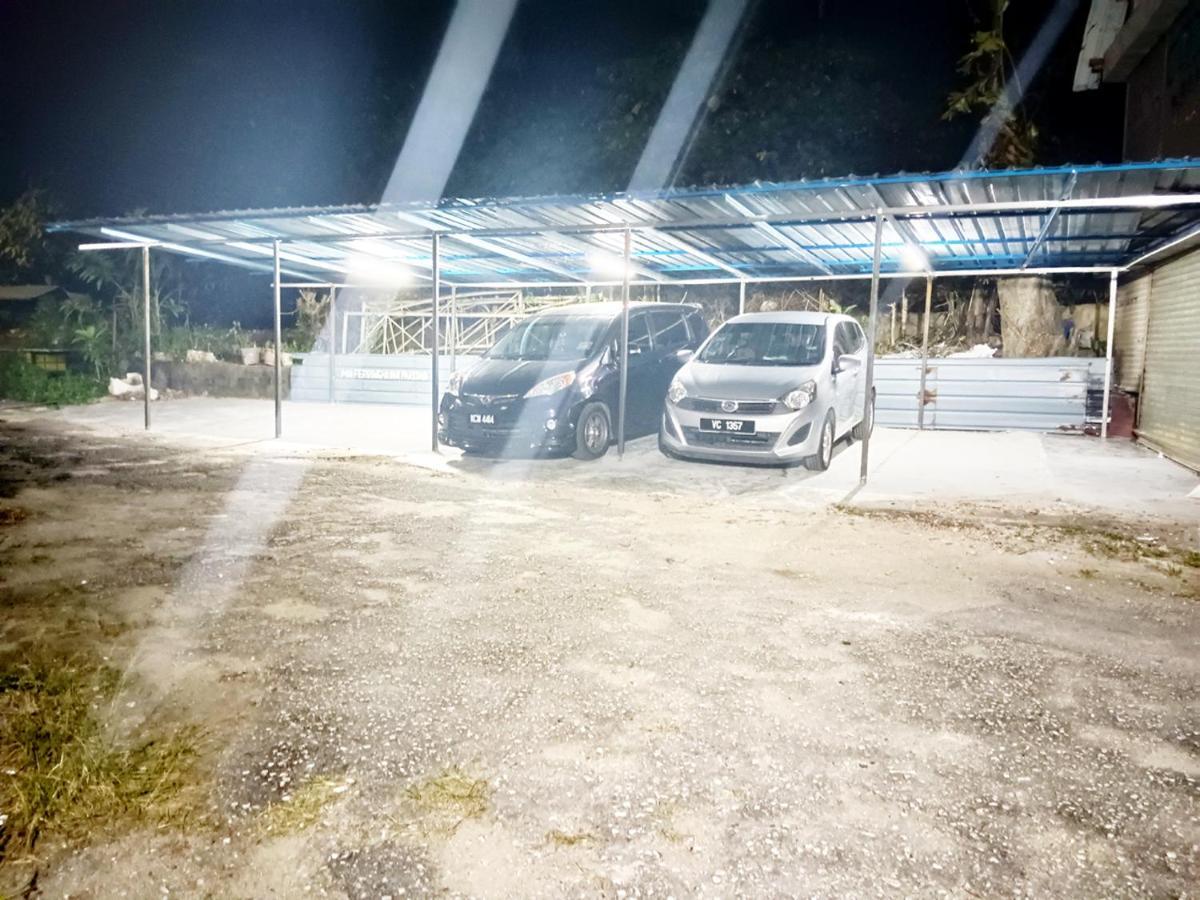 Mn Ferringhi Inn Batu Feringgi Exteriör bild
