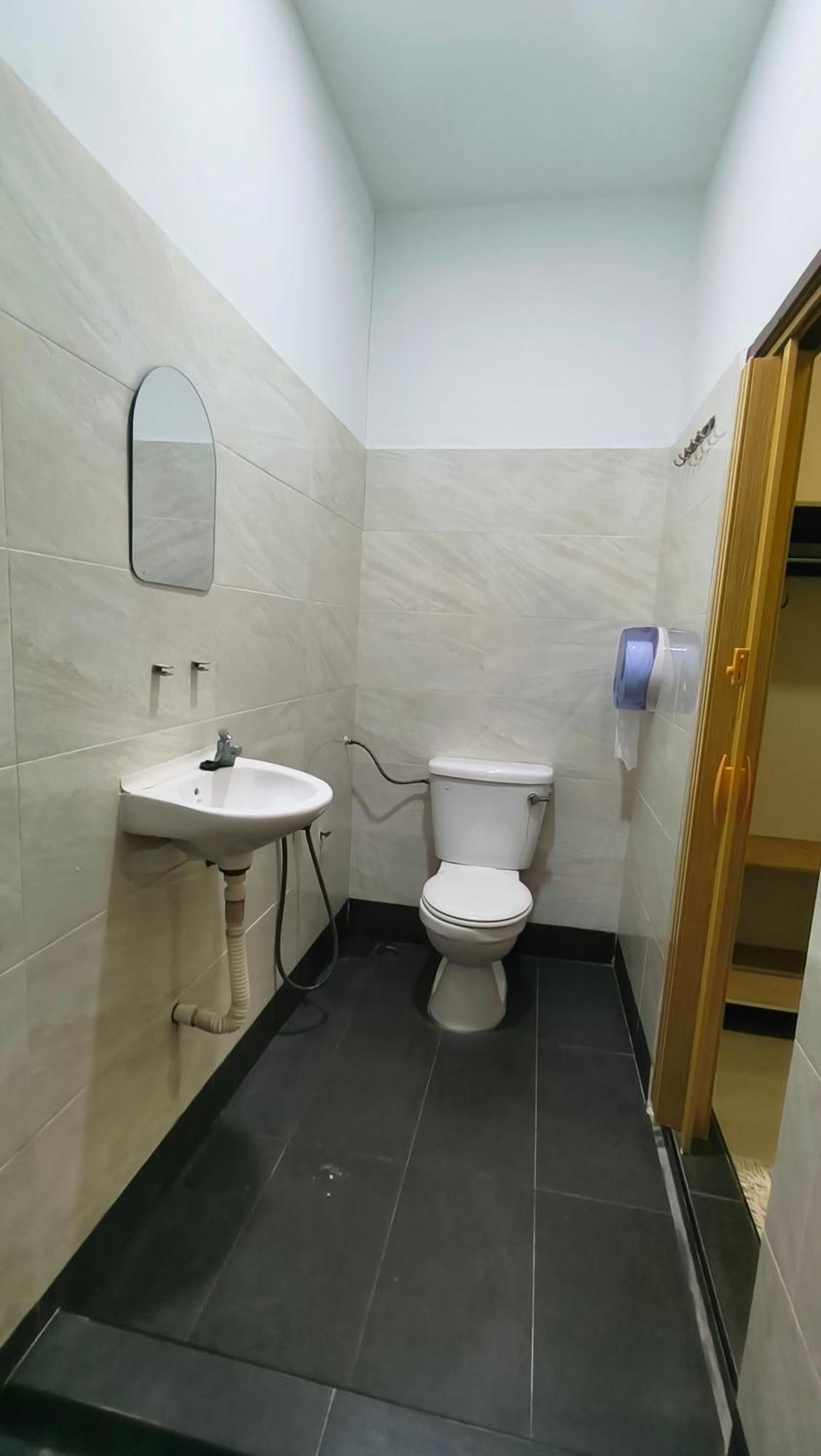 Mn Ferringhi Inn Batu Feringgi Exteriör bild
