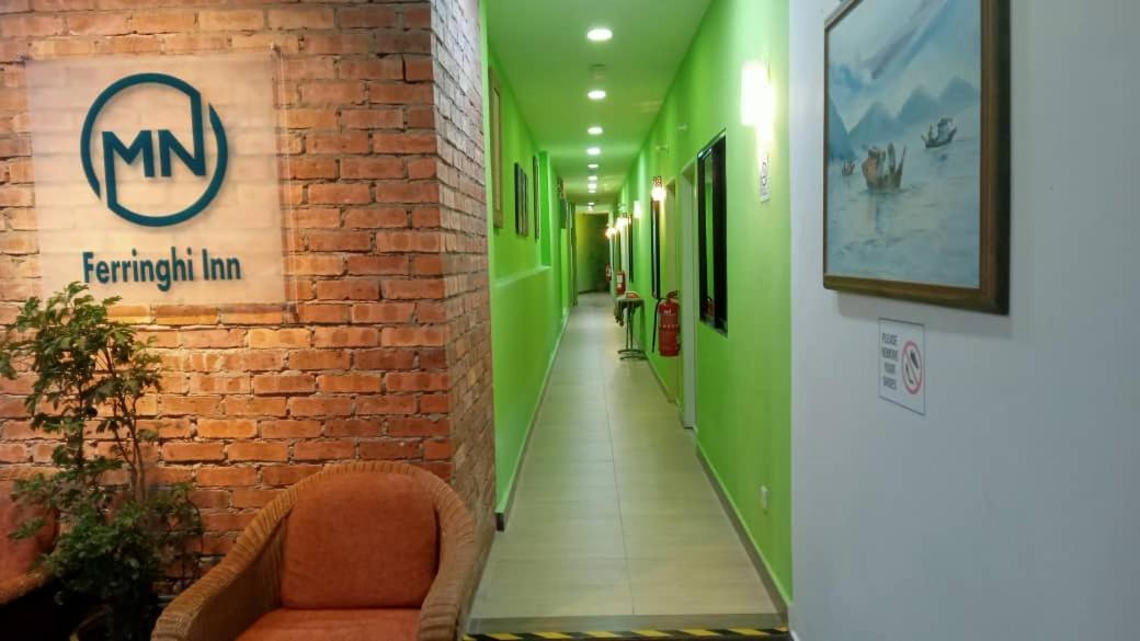 Mn Ferringhi Inn Batu Feringgi Exteriör bild