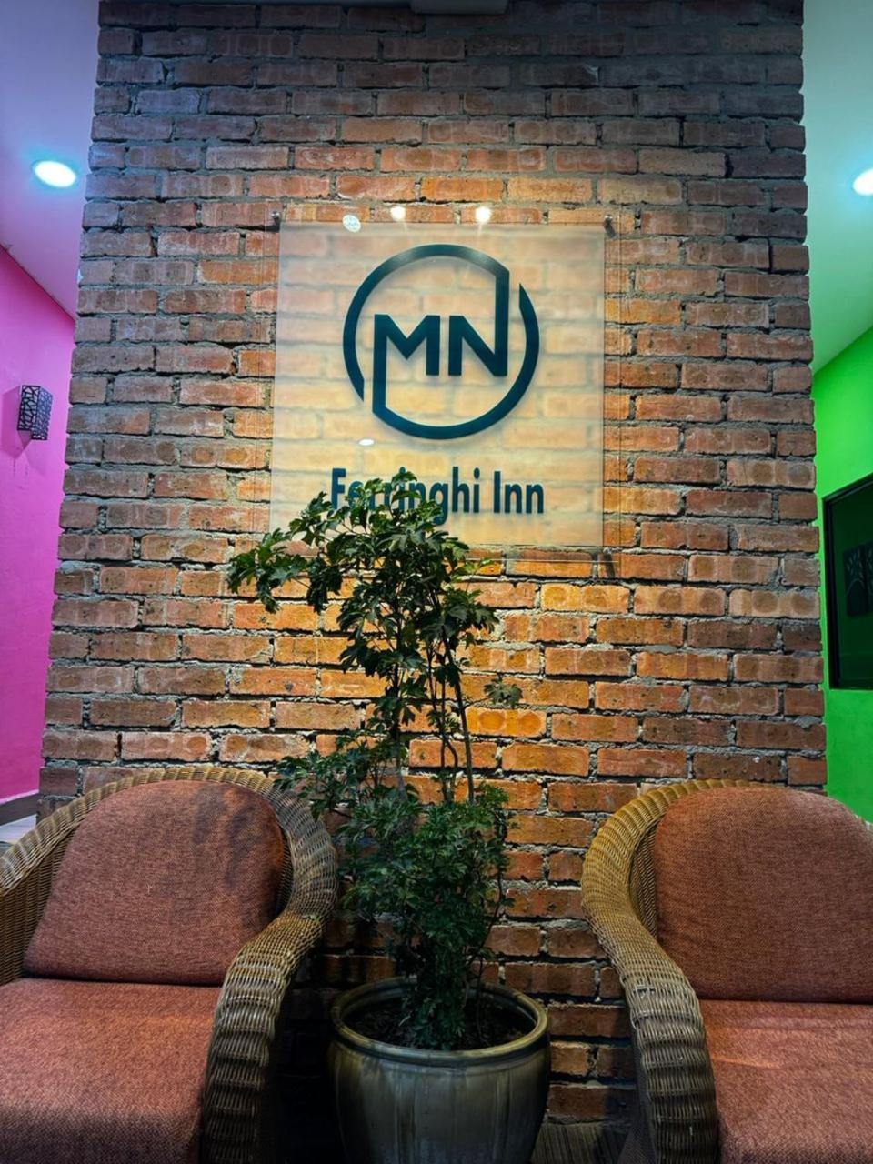 Mn Ferringhi Inn Batu Feringgi Exteriör bild